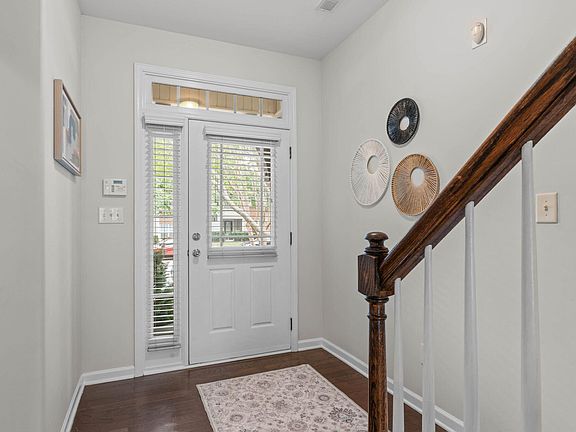 5th image of 409 Matheson Pl