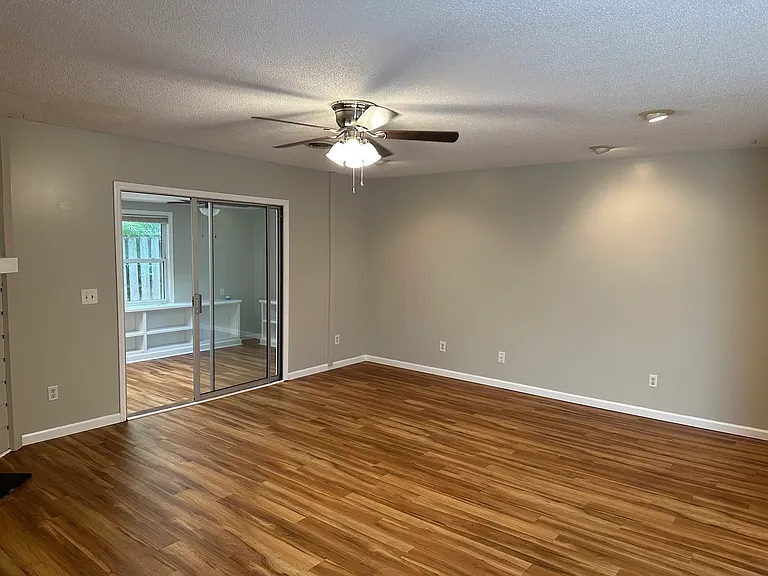 4944 Marlin Ct — Photo 12