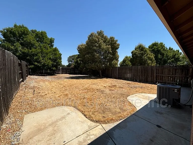 3745 Silvario Ct — Photo 23