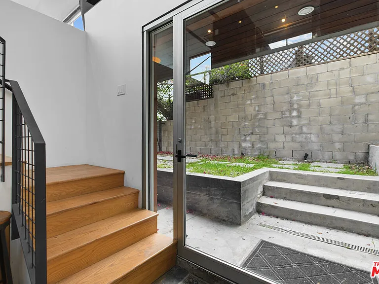 6127 Glen Tower St — Photo 8