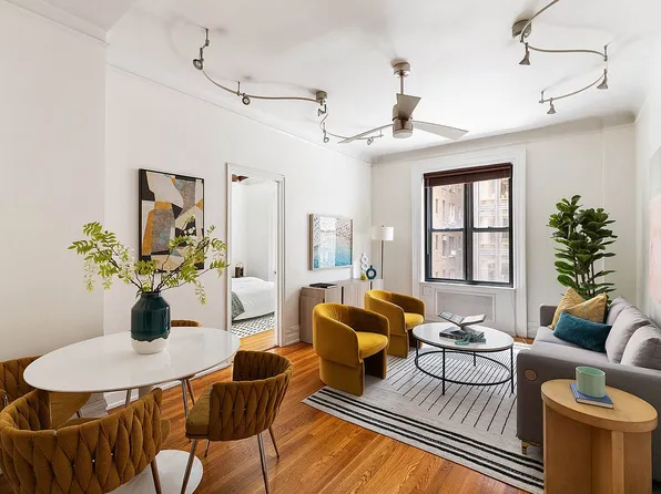 205 W 54th St APT 3E, Manhattan, NY 10019