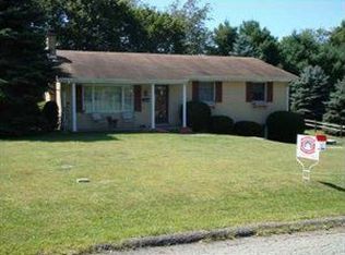 9 Liberty Cir, Fairchance, PA 15436