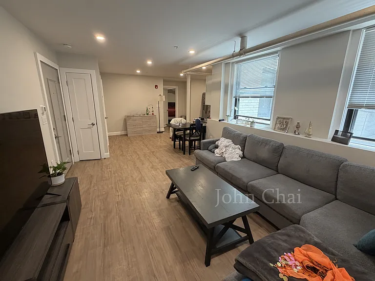 4 Ayr Rd #4 — Photo 2