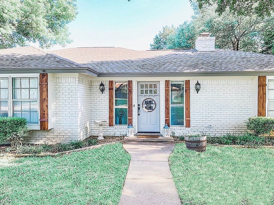 1st image of 18008 Saddlehorn Ln