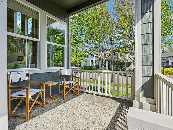 2nd image of 2385 NE 13th Way