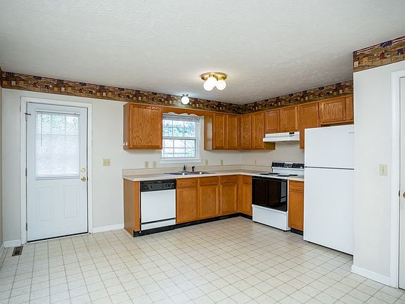 2nd image of 2346 Breckenridge Ct