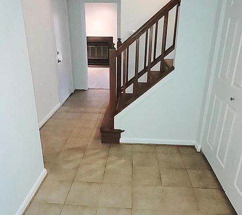 2nd image of 14653 Colonels Choice Rd