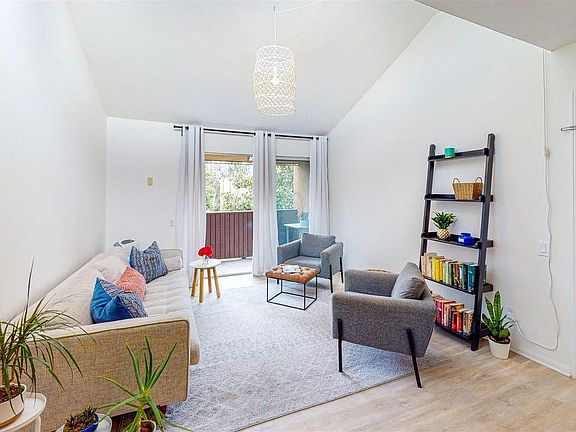 4th image of 3454 Castle Glen Dr Unit 229