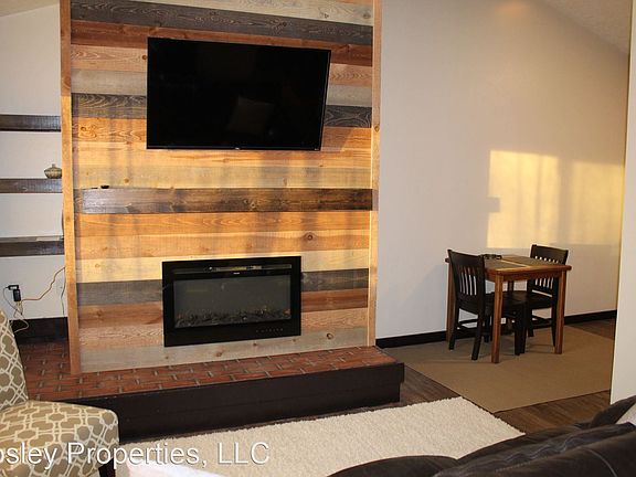 4th image of 4600 4th Ave N APT 27