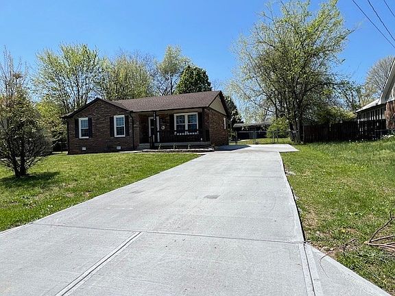3rd image of 3412 Albert Dr