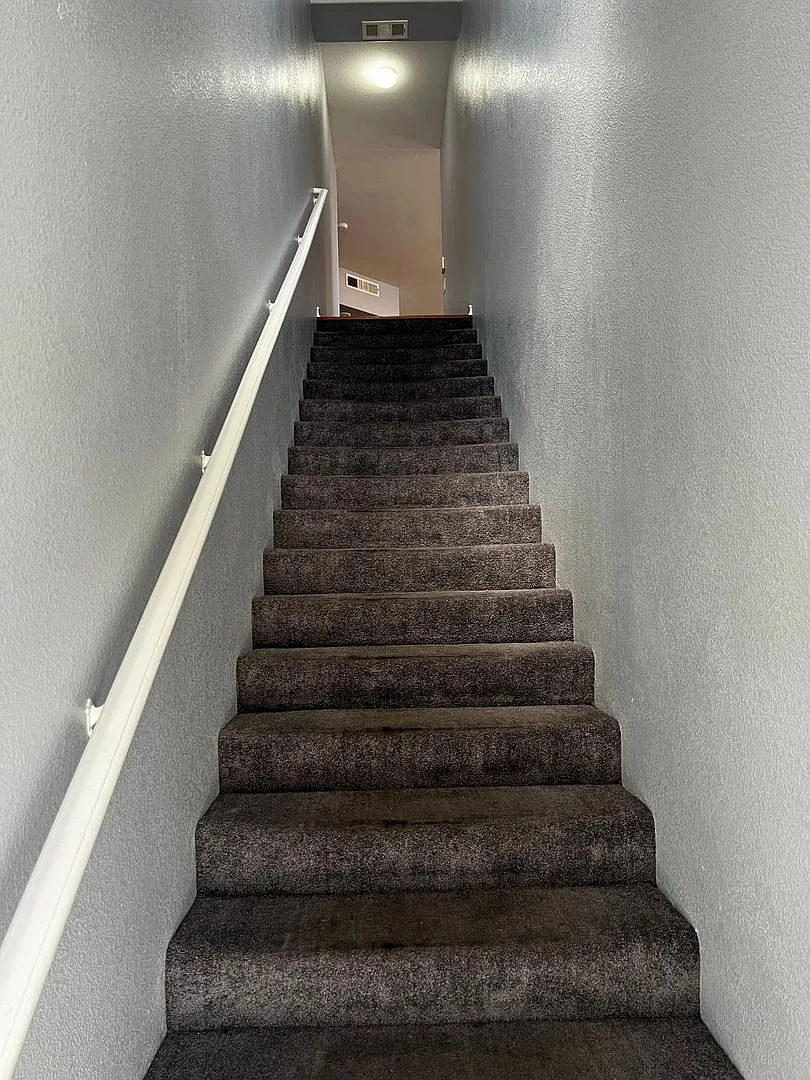 Charming Condo with Private Two-Car Garage in a Gated Community — Photo 3