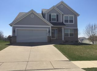 6717 Dean Rd SW, Cedar Rapids, IA 52404