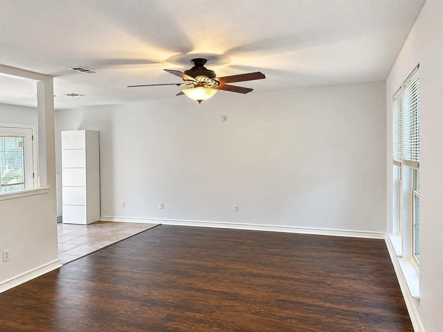 2 bed, 1.5 bath, 1049 sqft, $1,395 — Photo 2