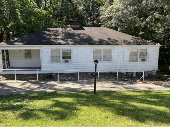 2102 E Roxboro Rd NE, Atlanta, GA 30324