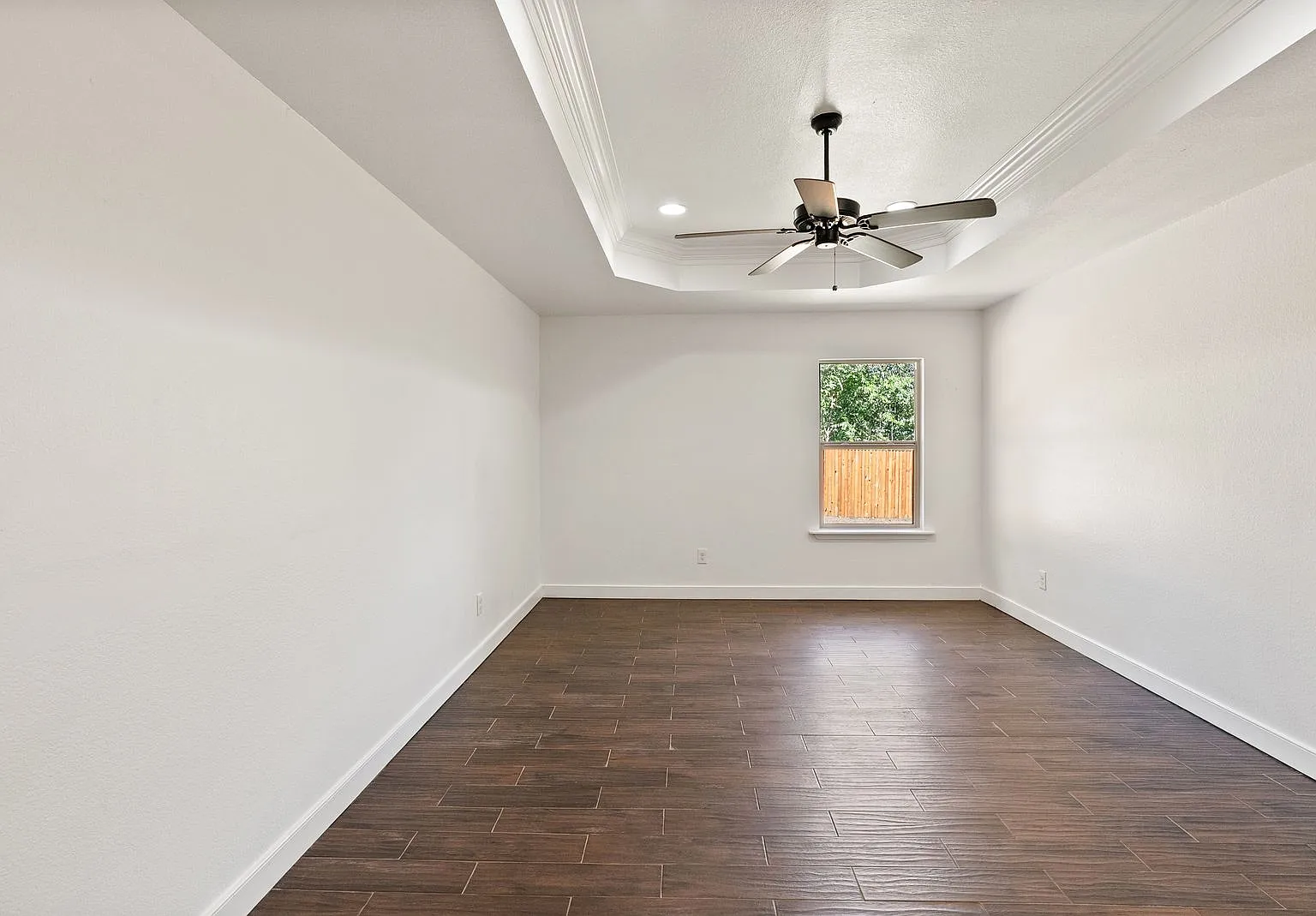 3 bed, 1576 sqft, $1,600 — Photo 4