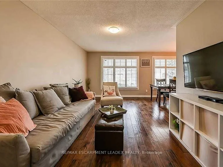 39 Glen Vista Dr — Photo 15