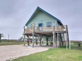 314 Treaty Dr, Surfside Beach, TX 77541