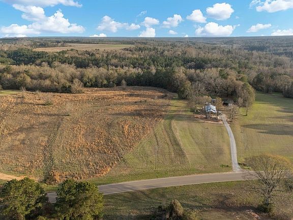 3rd image of 2363 County Road 40 Rd W