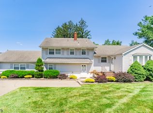 5 Anna Marie Ct, Fairfield Twp., NJ 07004