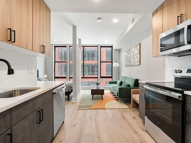 Residences at Pier 40 — Photo 15