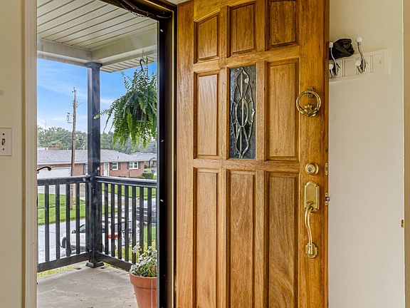 5th image of 9008 Shevie Dr