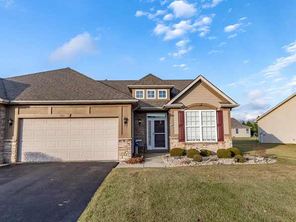 967 Portrait Pl, Dyer, IN 46311