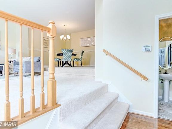 4th image of 21207 Millwood Sq