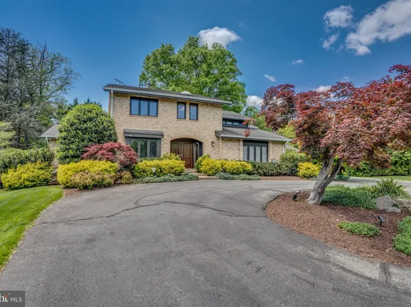 11304 Crossing Glen Ct, Rockville, MD 20854