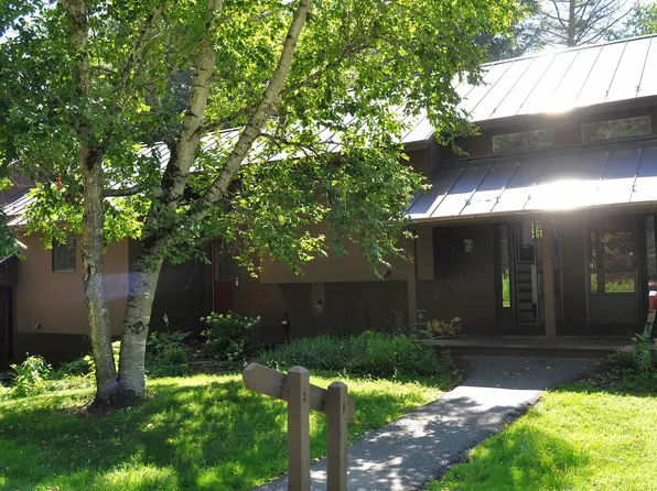 253 Old Quechee Road #5C, Hartford, VT 05059