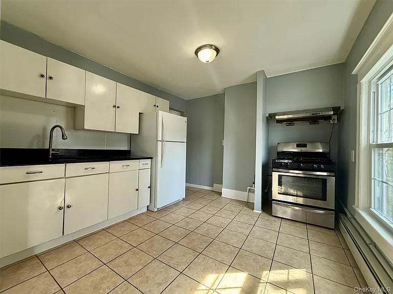9 Arlington Pl — Photo 15
