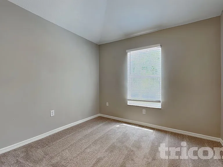 34953 Meadow Reach Dr — Photo 13
