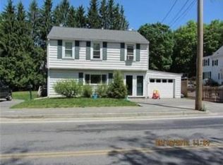 762 Salem St, Groveland, MA 01834
