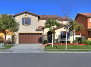 548 W Elm Park Ave, Rialto, CA 92376
