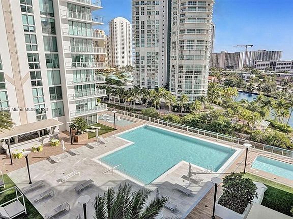 2nd image of 330 Sunny Isles Blvd #5-907