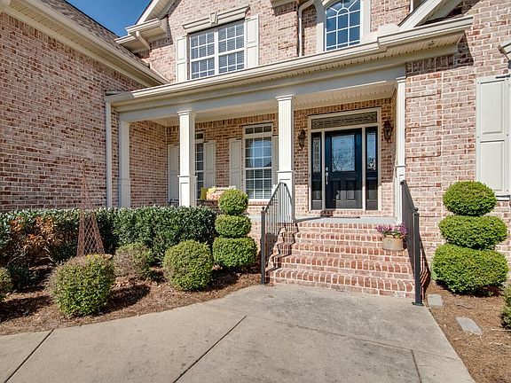 3rd image of 1477 Bradberry Dr