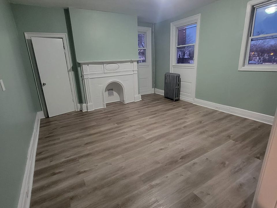 1st image of 139 Washington St Floor 2