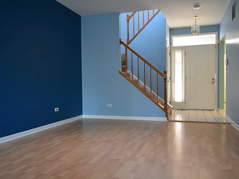 613 W Parkside Dr — Photo 8