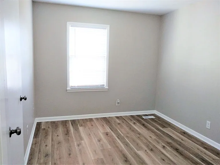 2309 Calray Ave SW — Photo 17