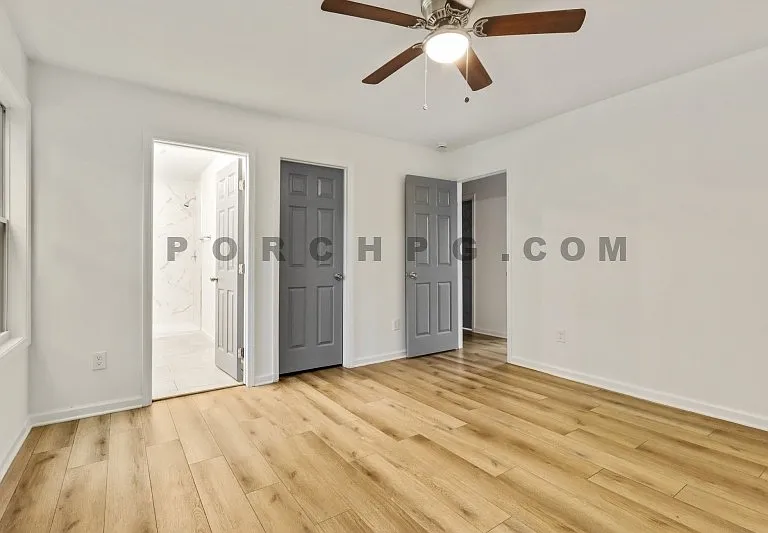 105 W Callahan St — Photo 14