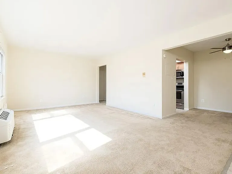 219 S Payne St #201 — Photo 1