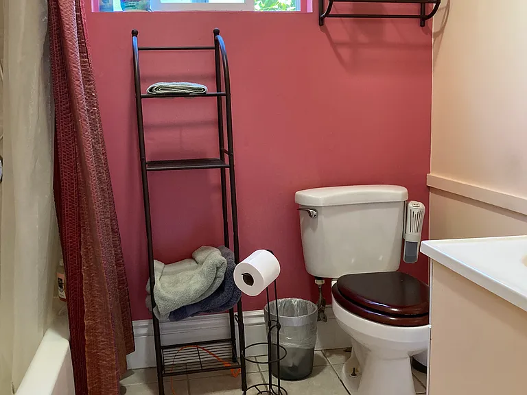 1808 Fairview St — Photo 11