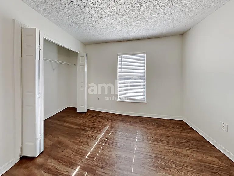 10421 Opus Dr — Photo 14