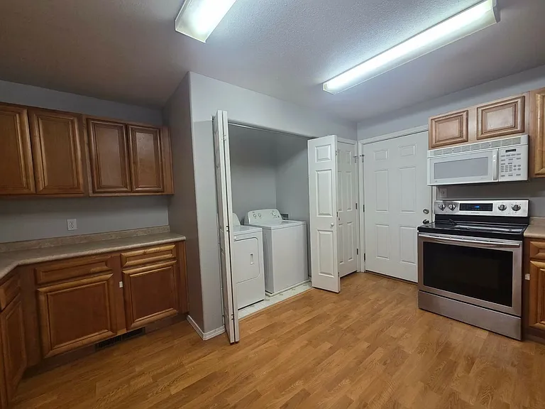 906 Whitetail Ct — Photo 7