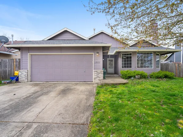 1024 Meadow Dr, Molalla, OR 97038