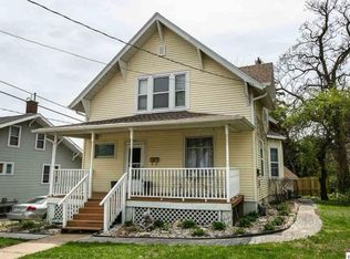 1860 Loras Blvd, Dubuque, IA 52001