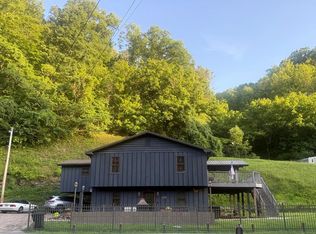 720 Ratliff Creek Rd, Pikeville, KY 41501