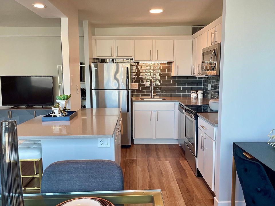 1st image of 1116 S Michigan Ave #1