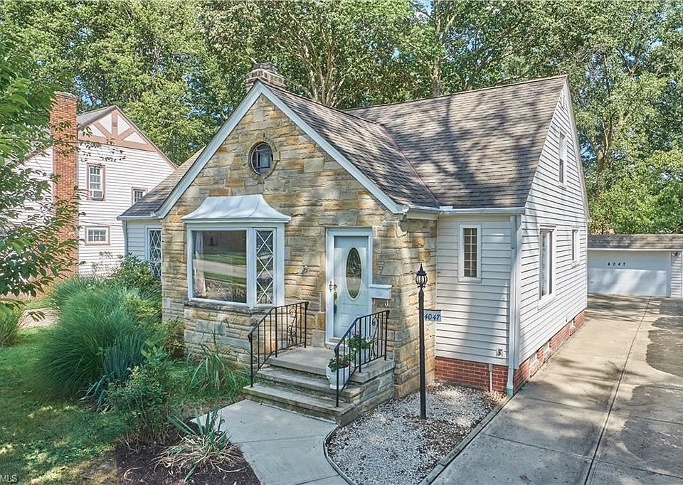 1st image of 4047 W 204th St
