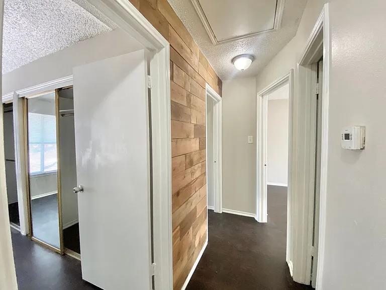 2202 Prairie Creek Trl — Photo 21