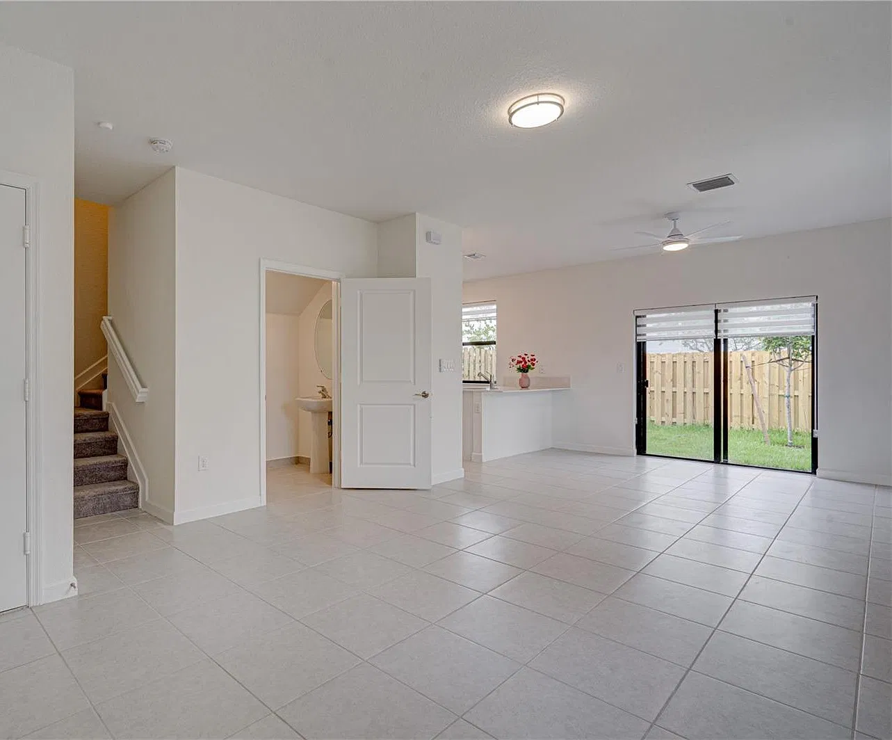 3 bed, $2,750 — Photo 3